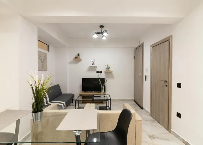 White Lux House In Town Appartamento
